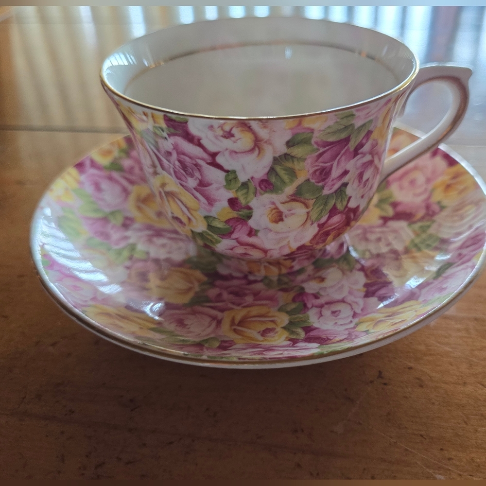 Vintage Colclough England fine bone china Tea Cup & Saucer